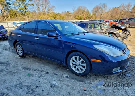 2002 Lexus Es 300 z USA, uszkodzony, nr VIN JTHBF30G125002348